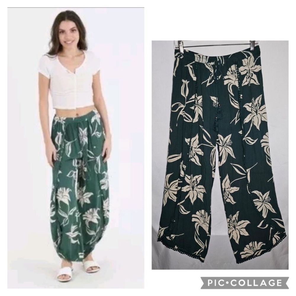 Womens Angie Green Tropical Floral Fly Away Pants Wide Leg Pull On BOHO Size M